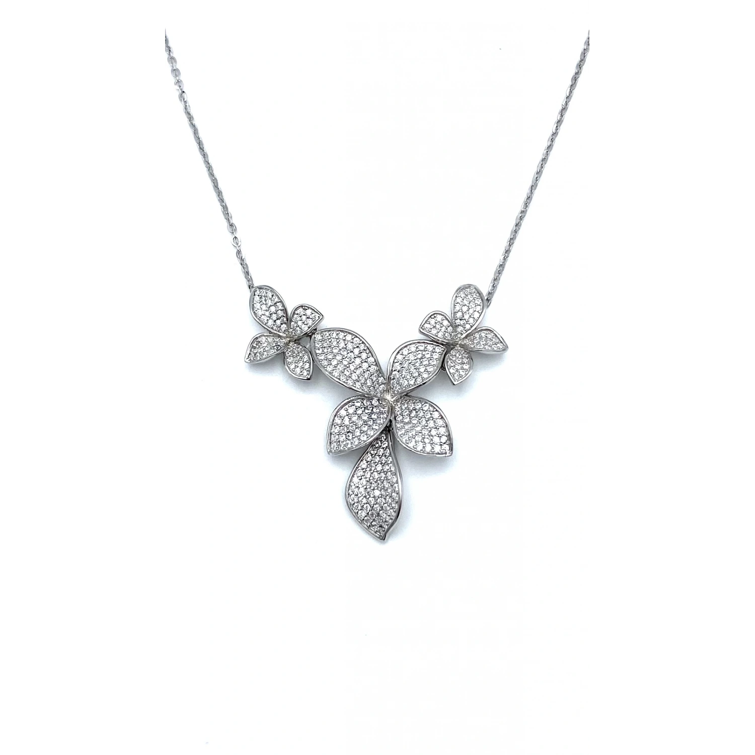 Bruno Taşlı Flower Leaf Kolye