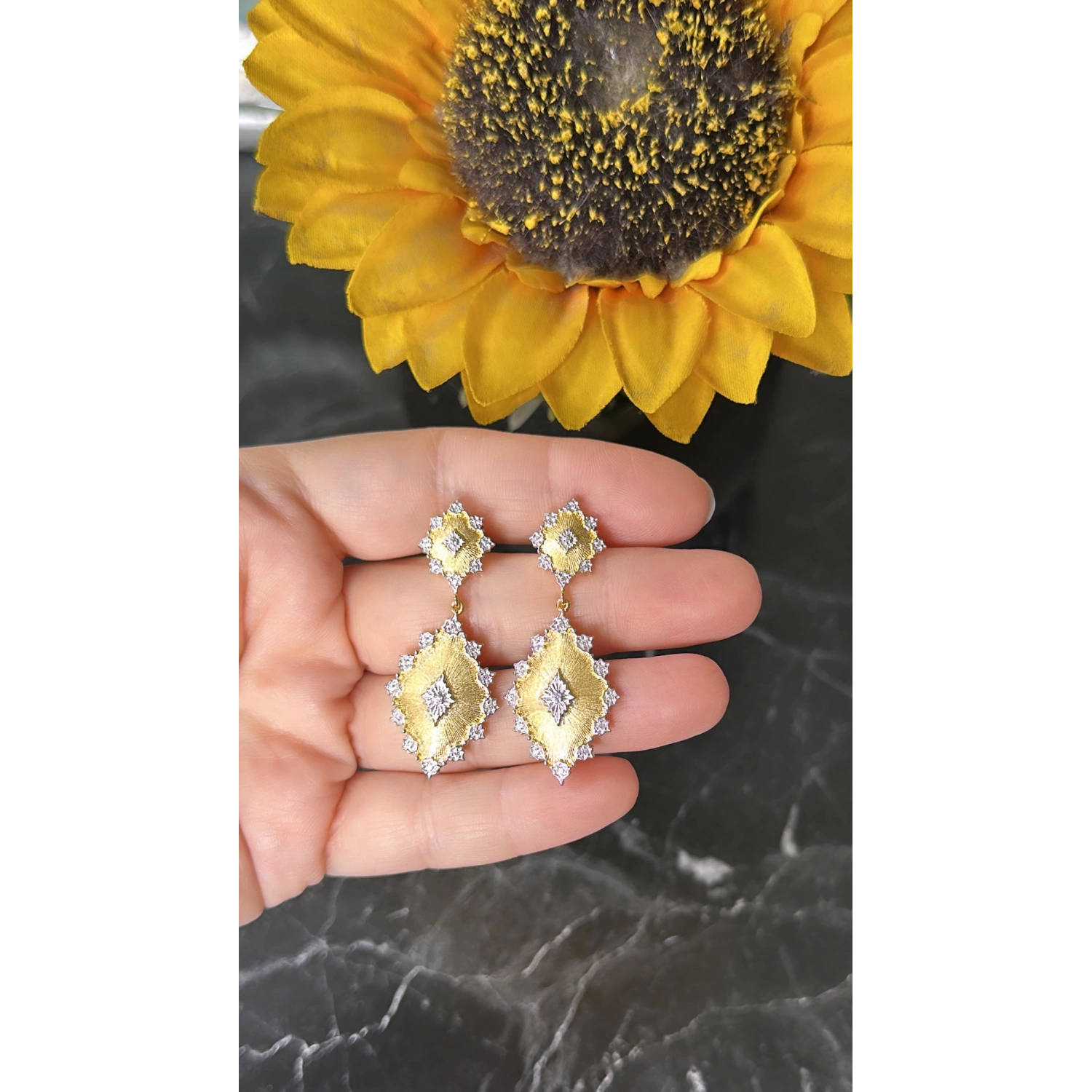 Buck 2 Renk Rhommy Küpe