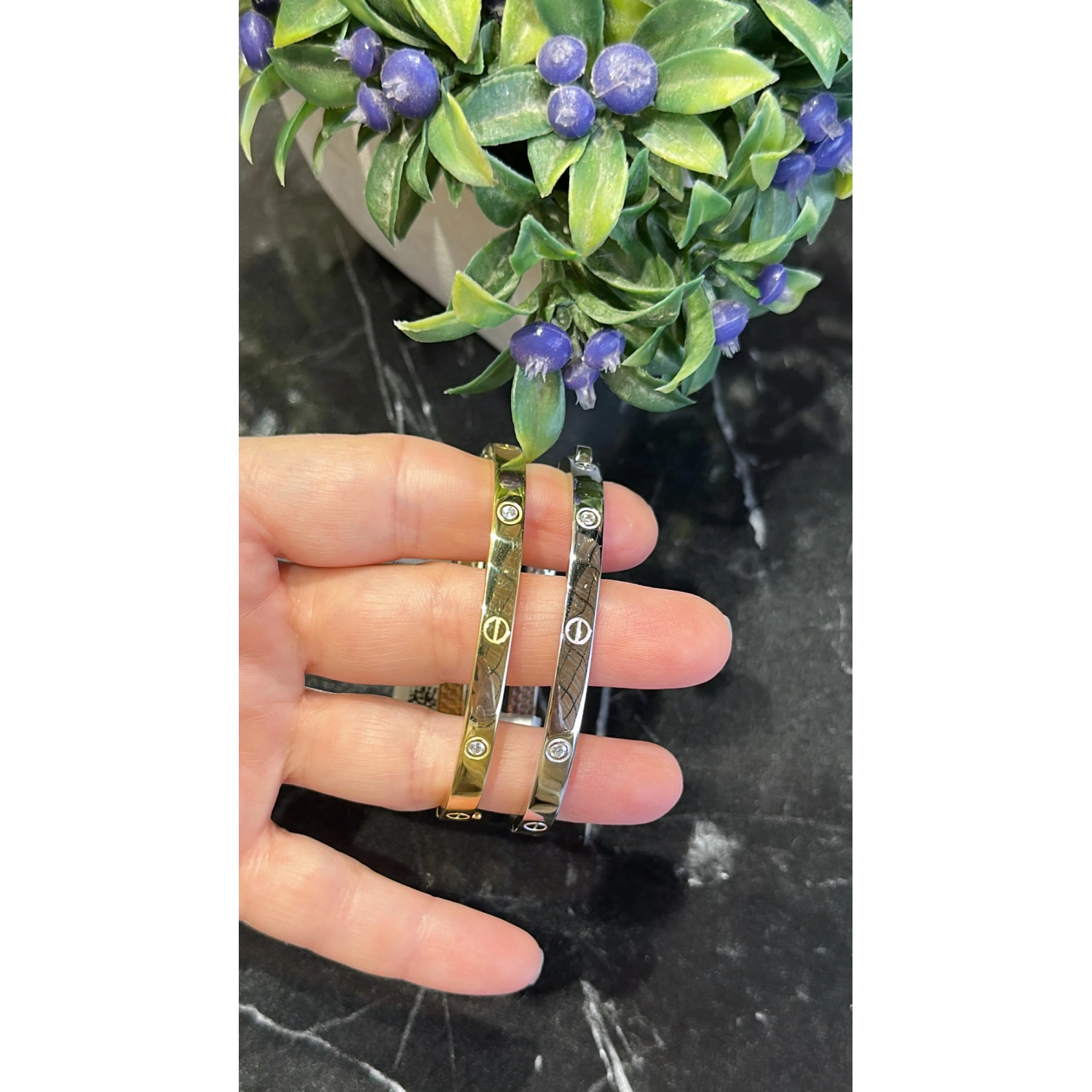 Carti Vidalı Tektaşlı Kelepçe