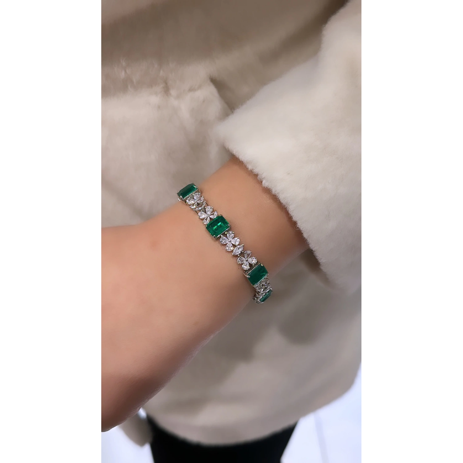 Damla Çiçek Di Zümrüt Paraiba Bileklik