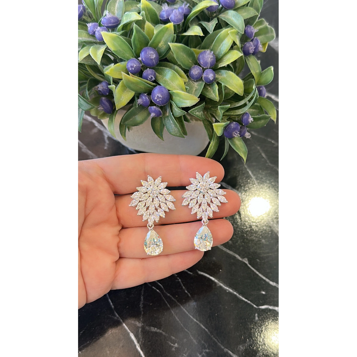 Damla Markiz Buket Küpe