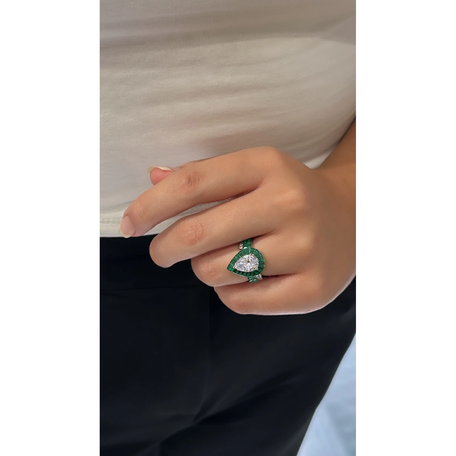 Damla Yeşil Invisible Tasarım Yüzük