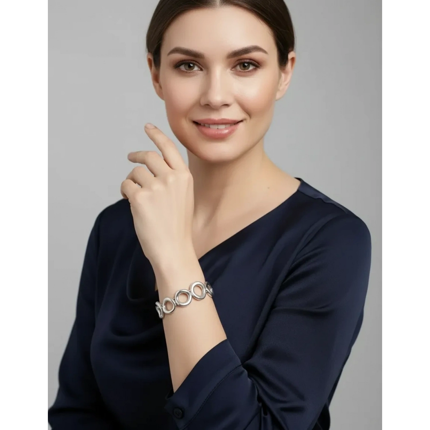 Elegant Seri 18 Circle Bileklik