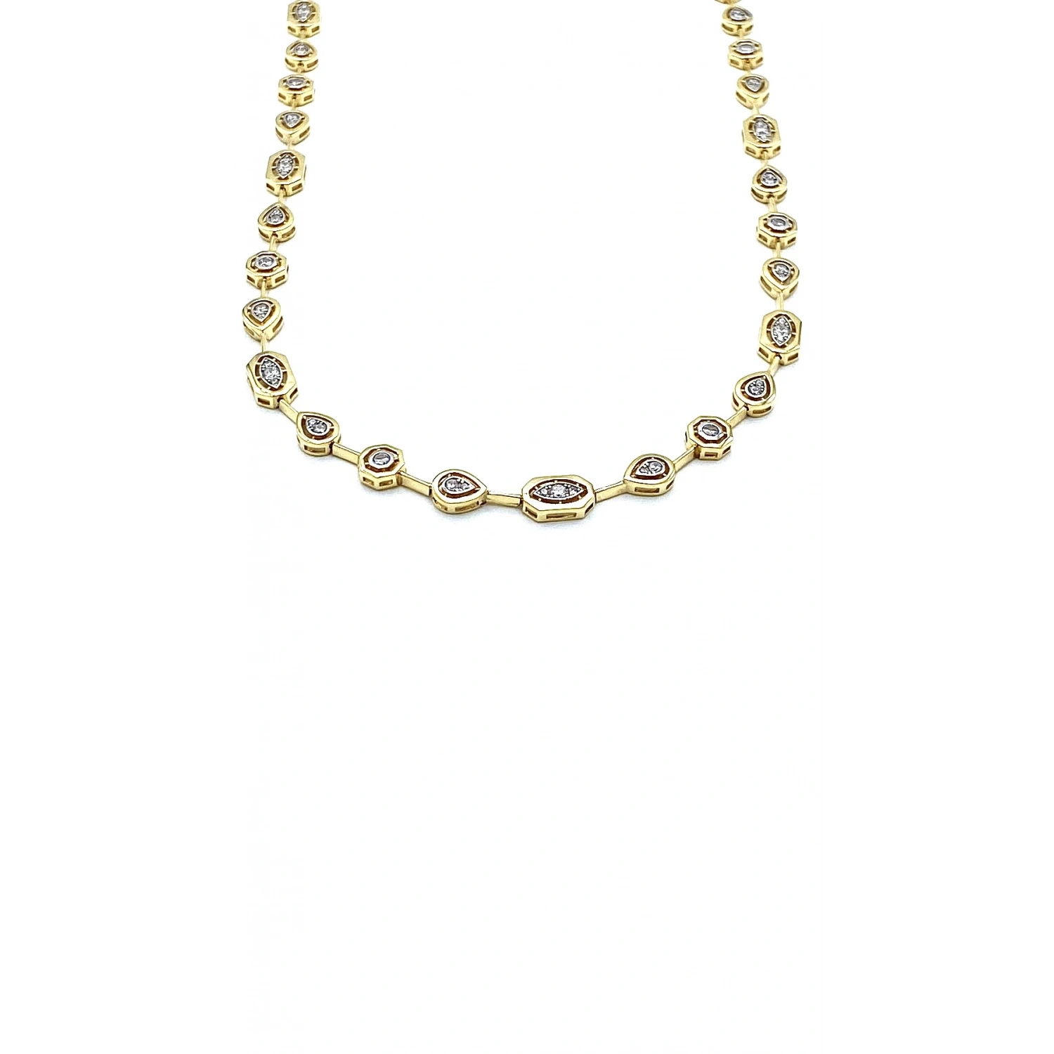 Elmas Montür Aralıklı Geo Suyolu Kolye