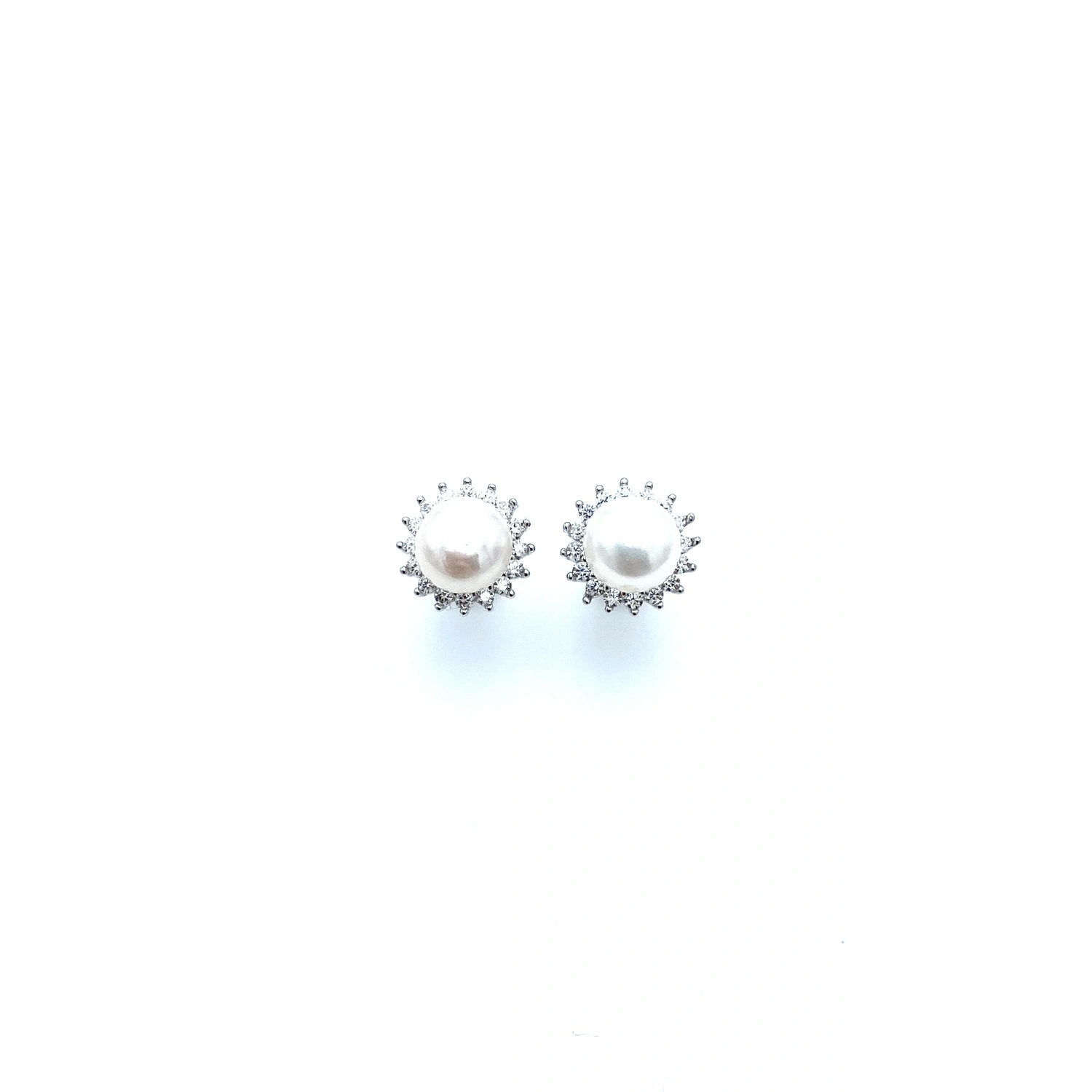 Etrafı Taşlı İnci Küpe