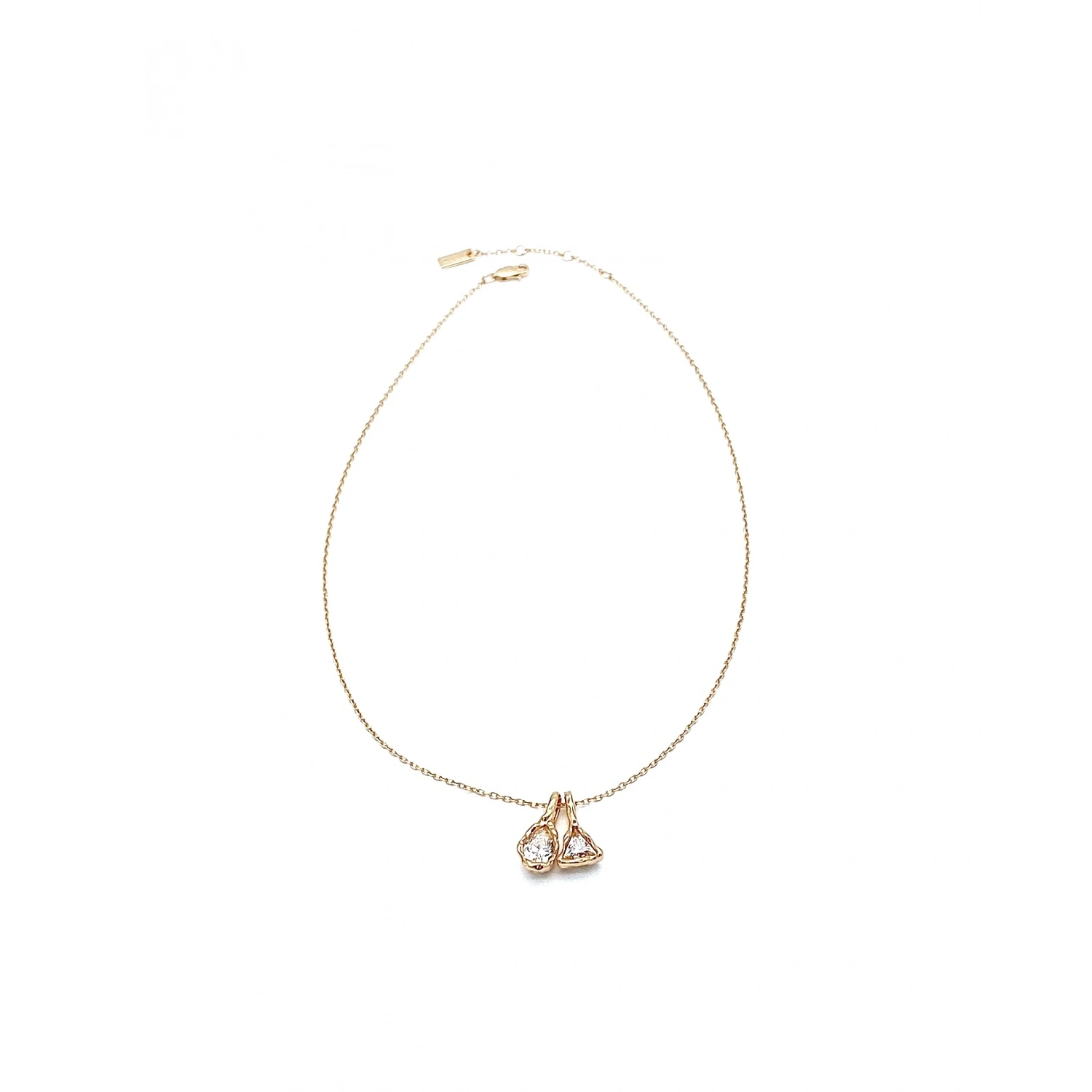 Felicity Oval Tria Charm Kolye