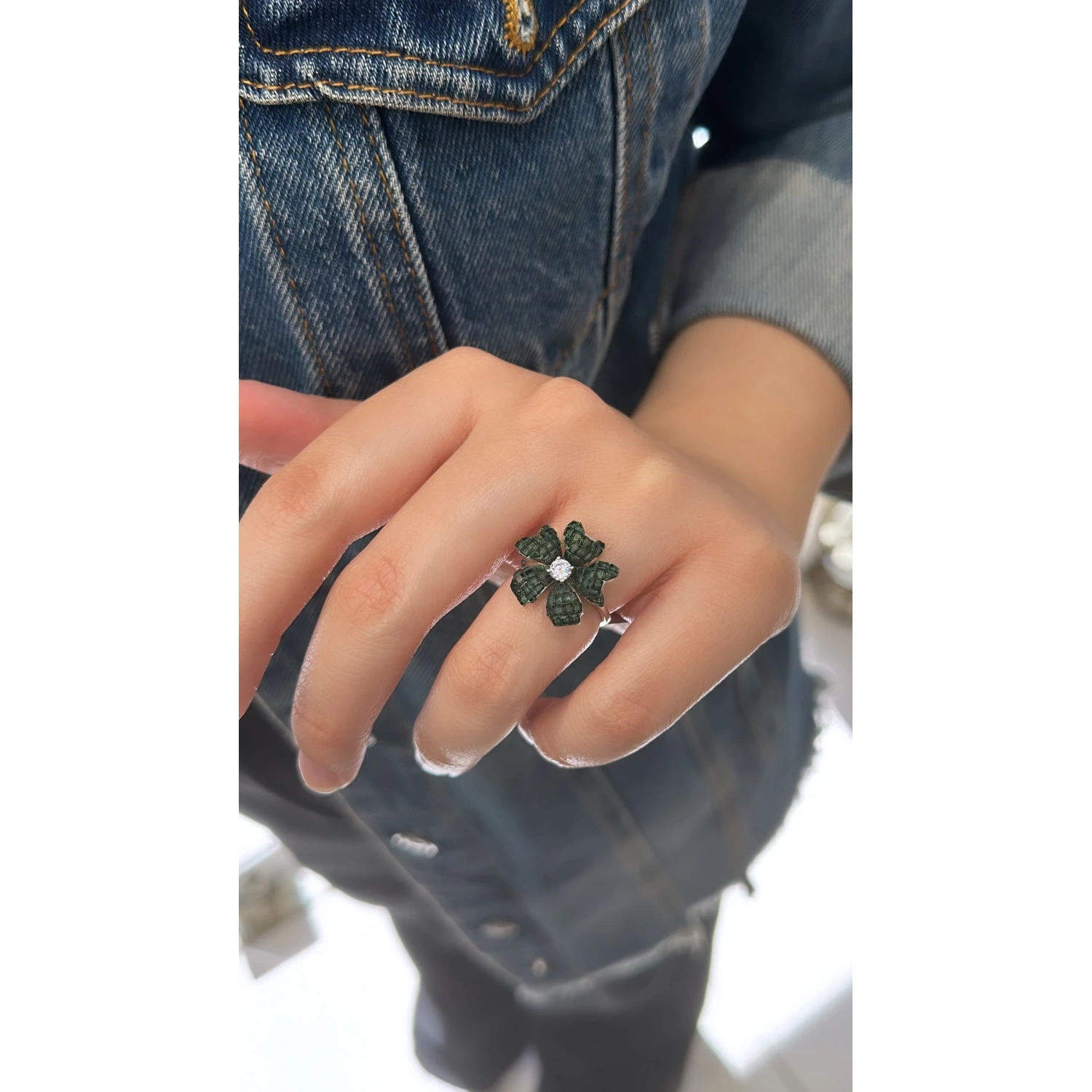 Invisible Flower Yüzük