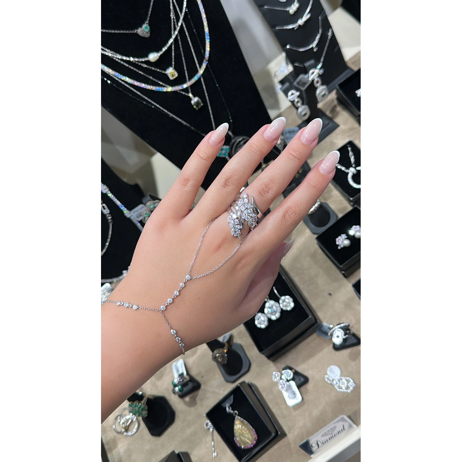 Markiz Ivy S Yüzük