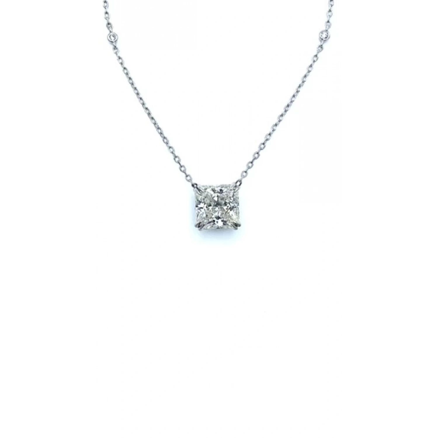 Mozanit 5ct Prenses Kolye