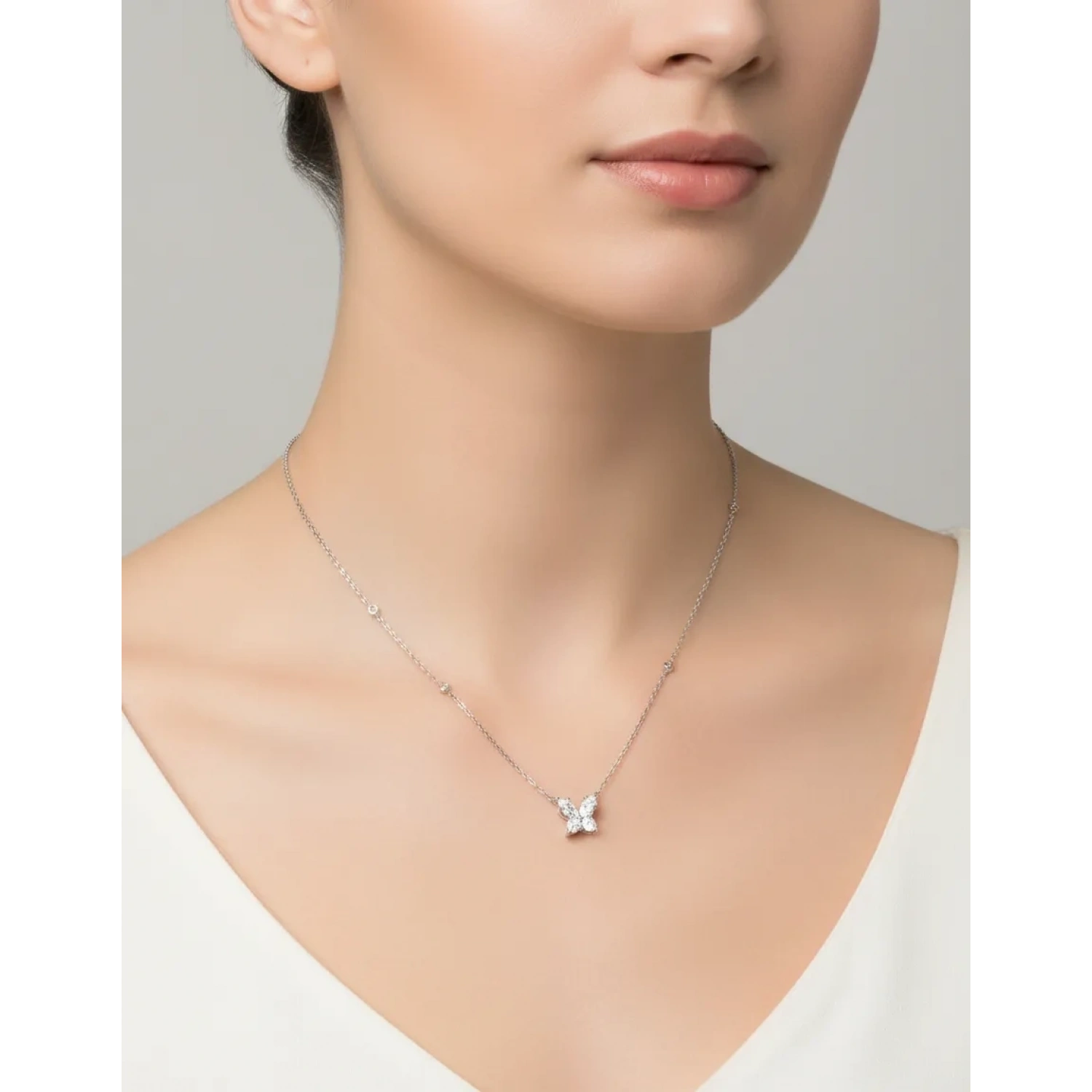 Mozanit Butterfly Kolye