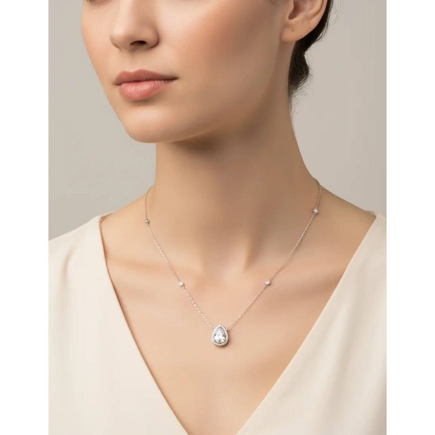 Mozanit Damla Aro Kolye