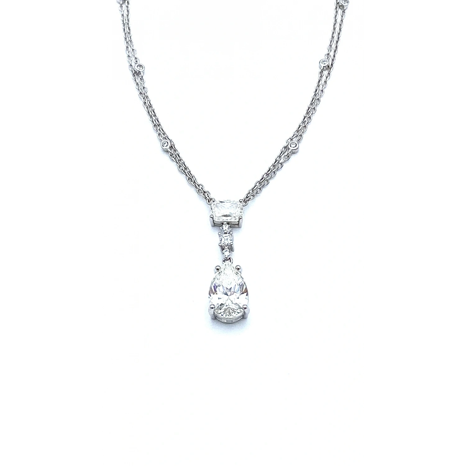 Mozanit Damla Oval Çift Zincir Kolye