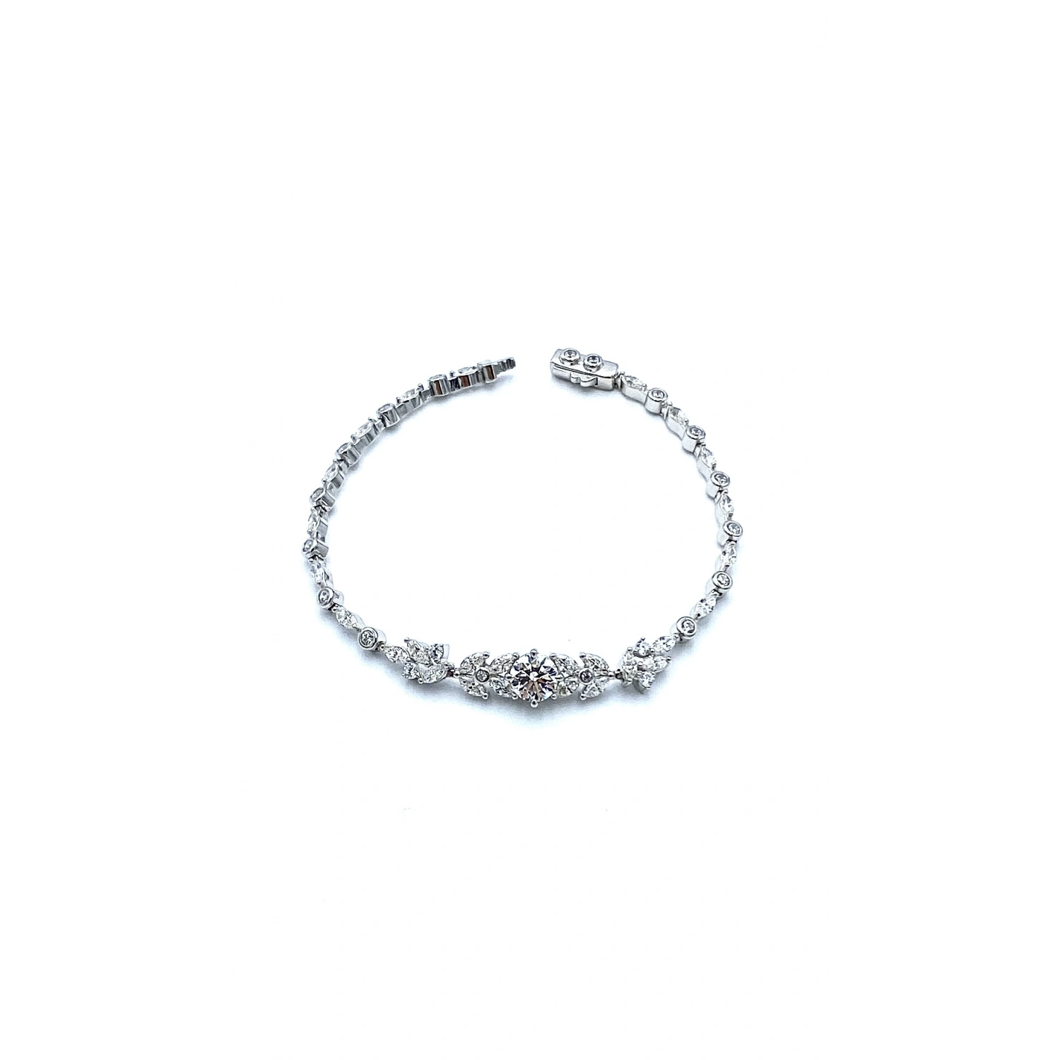 Mozanit Matmazel Markiz Gömme Tektaş Suyolu Bileklik