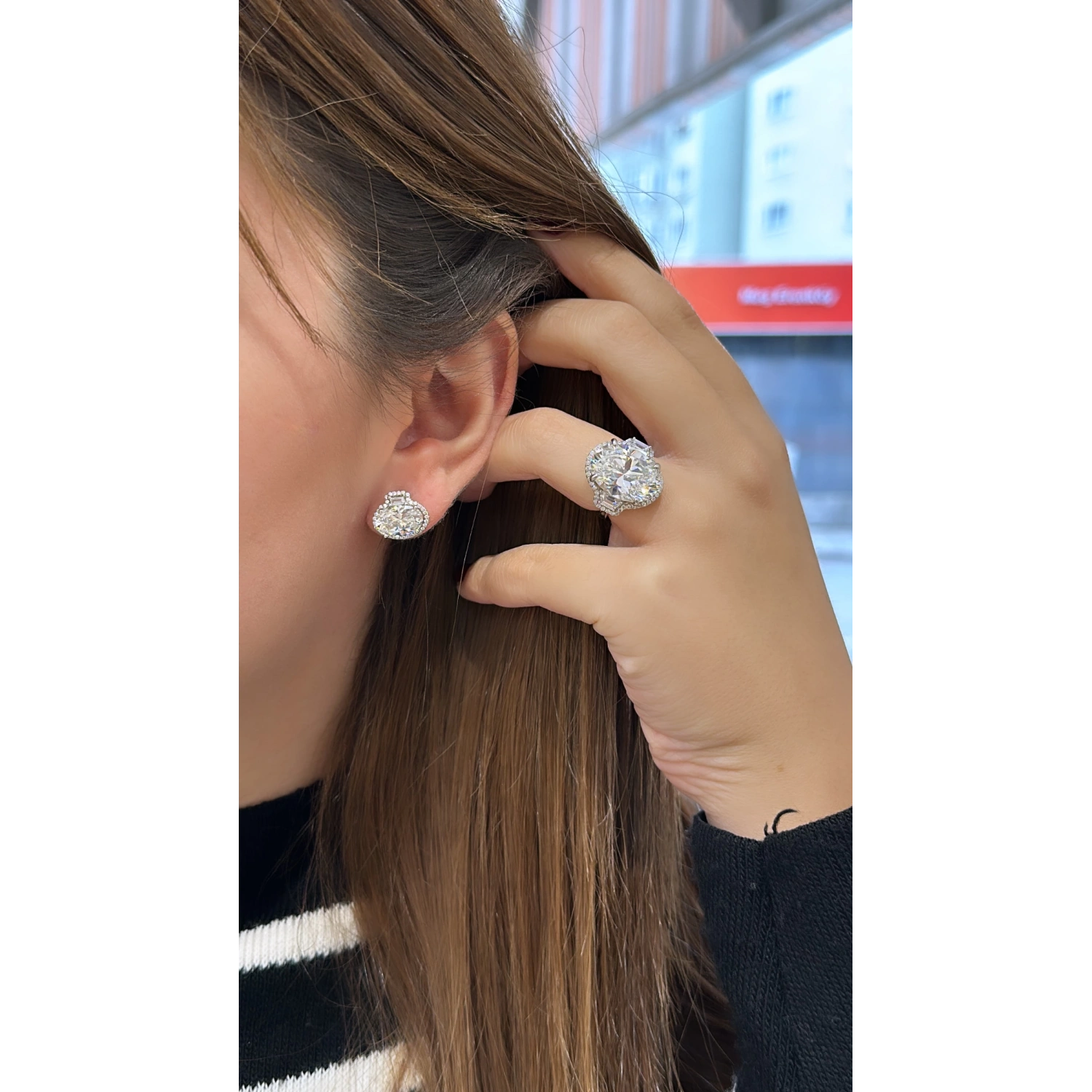 Mozanit Oval Bagetli Küpe