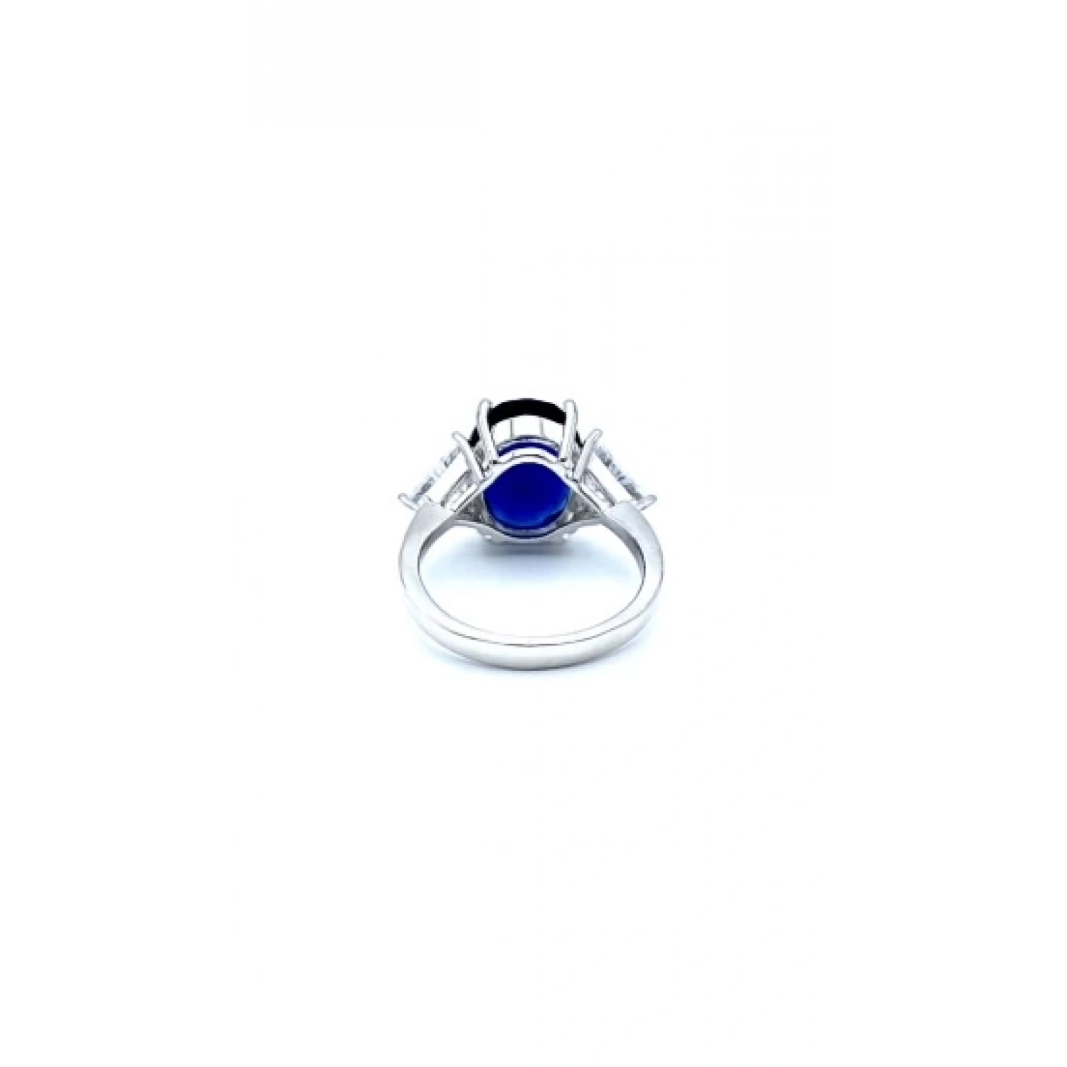 Oval Safir Tria Yüzük