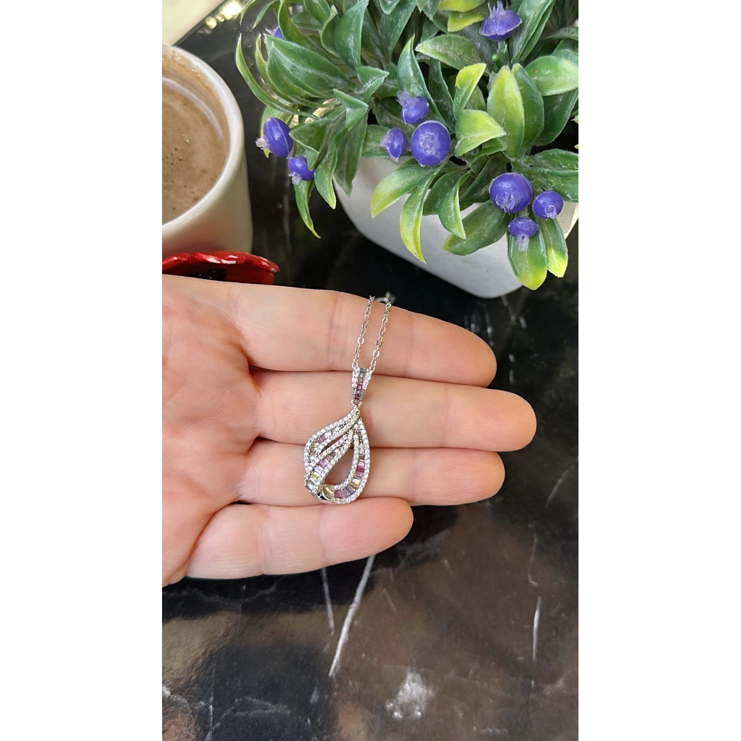 Pastel Rainbow 3 Sıra Damla Kolye