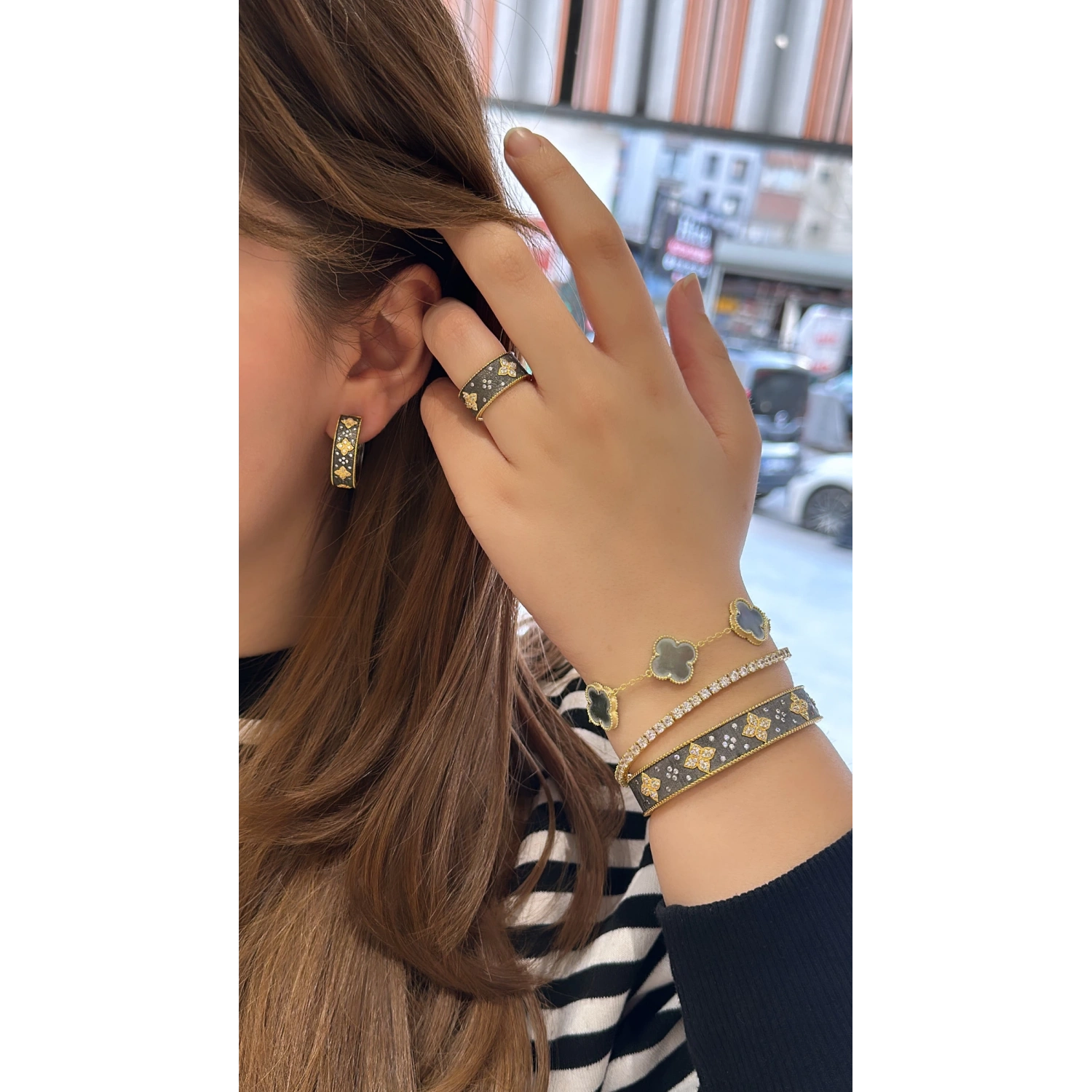 RC Siyah Rodyum Gold Küpe