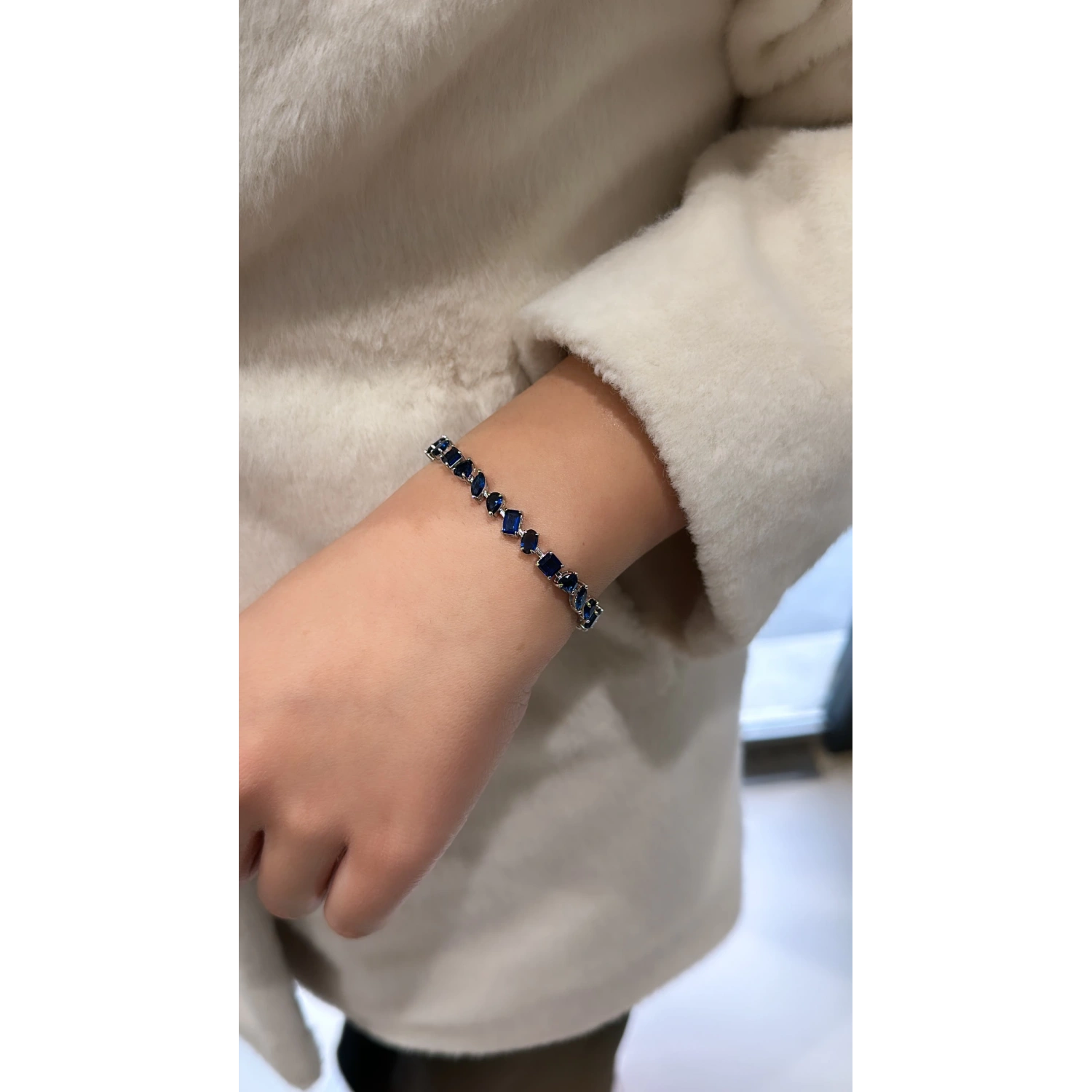 Safir Geo Suyolu Bileklik