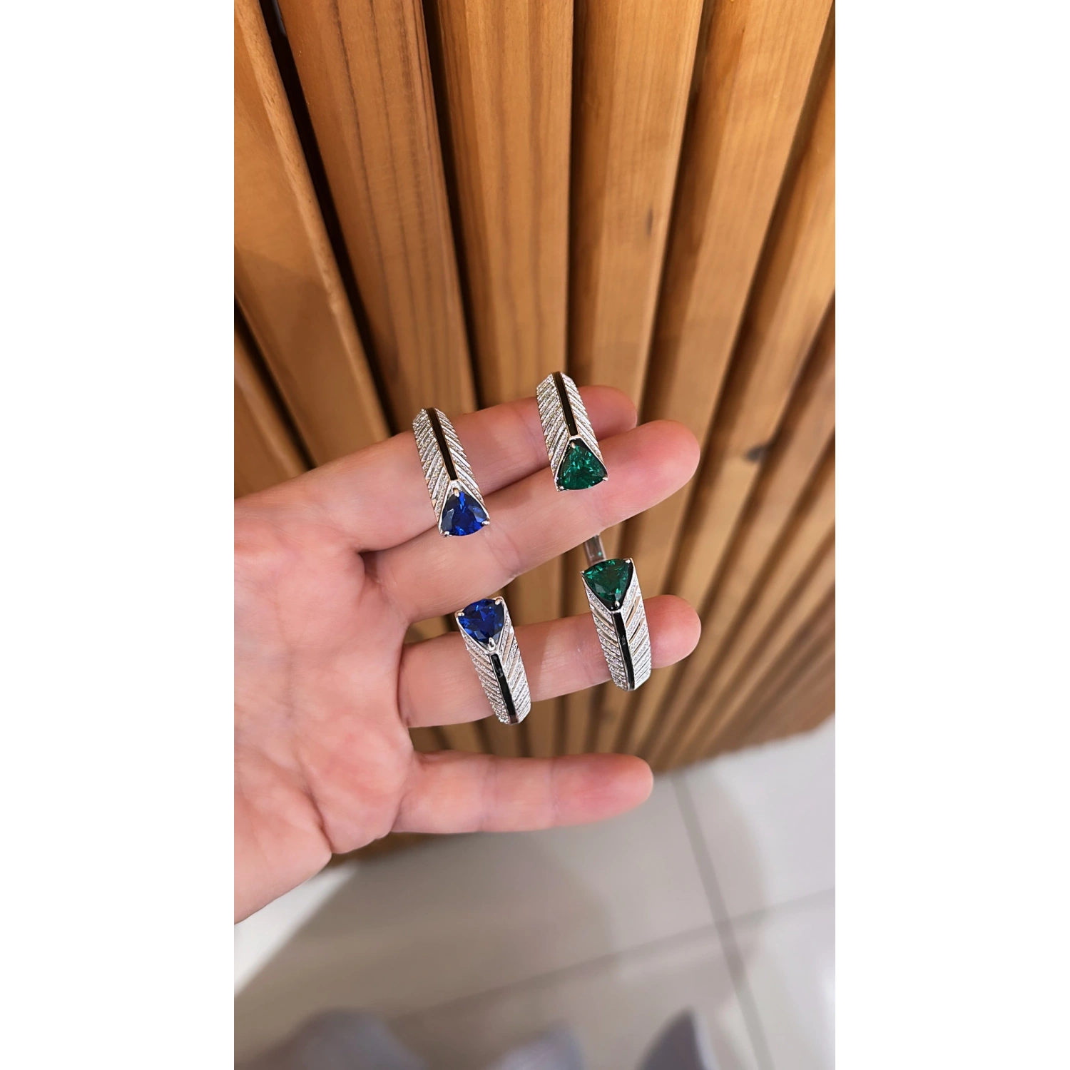 Safir Saks Tri Zebra Kelepçe