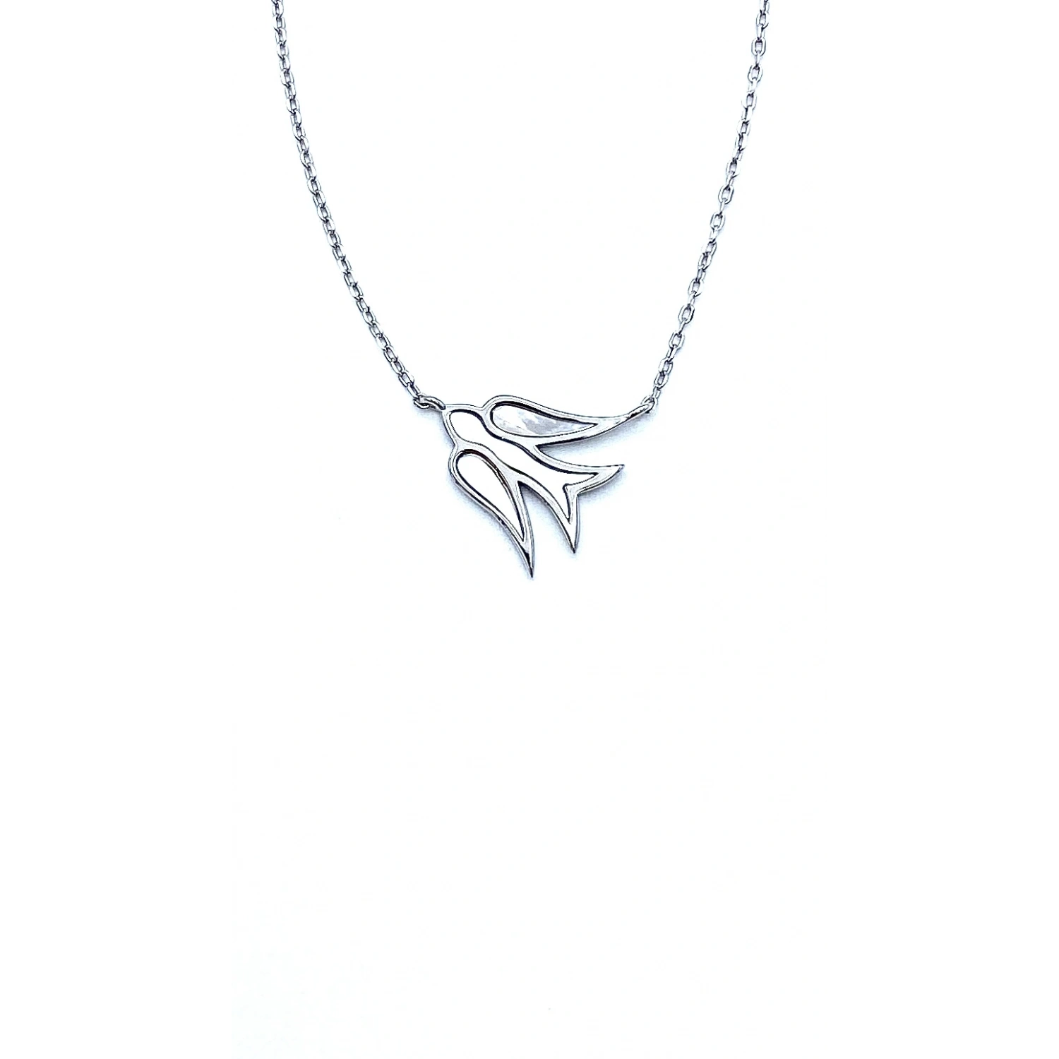 Sedef Kırlangıç Kolye