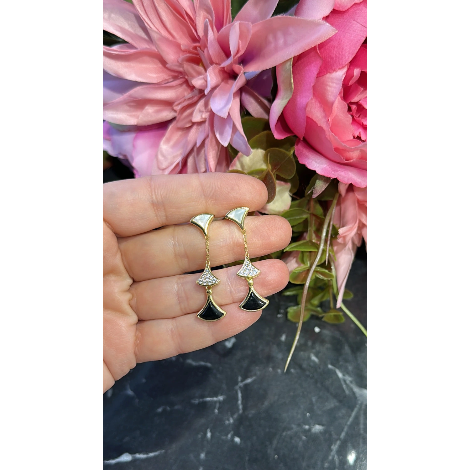 Sedefli 3 Yelpaze Küpe