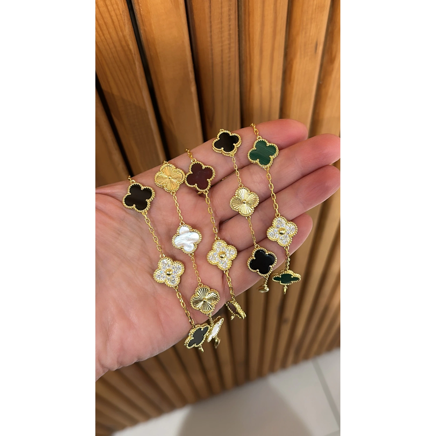 Siyah Onyx Lazerli 5li Yonca Bileklik