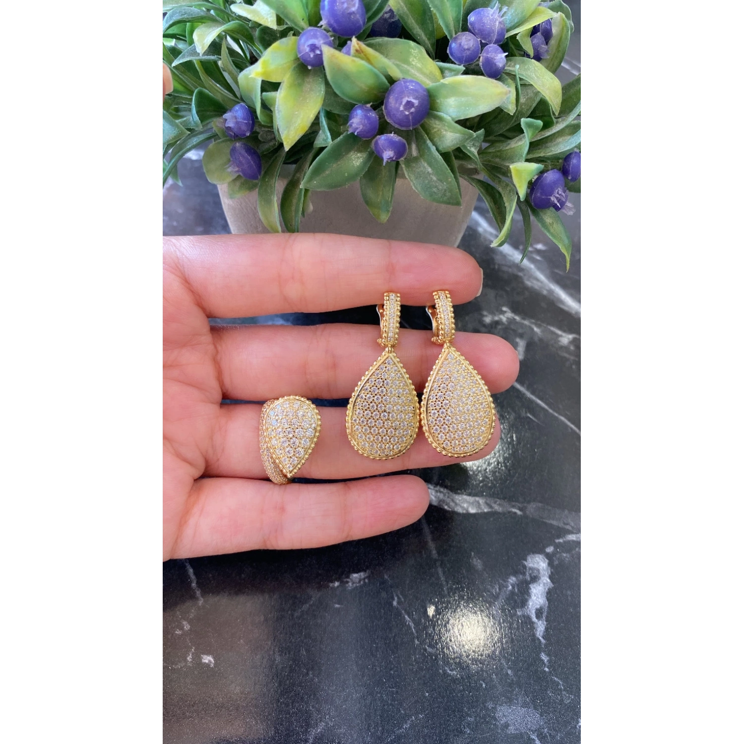 Taşlı Damla Hero Yüzük