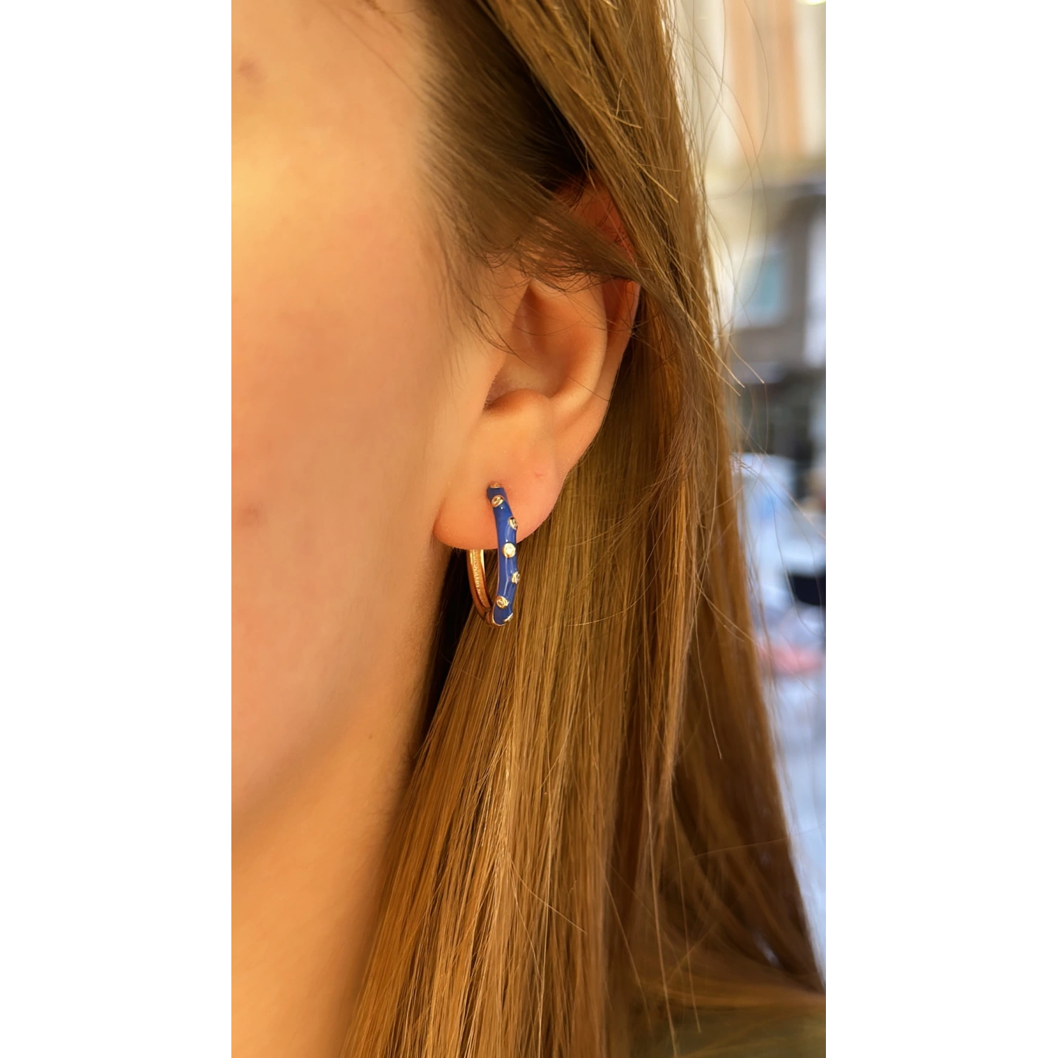 Taşlı Saks Mineli 2cm Halka Küpe