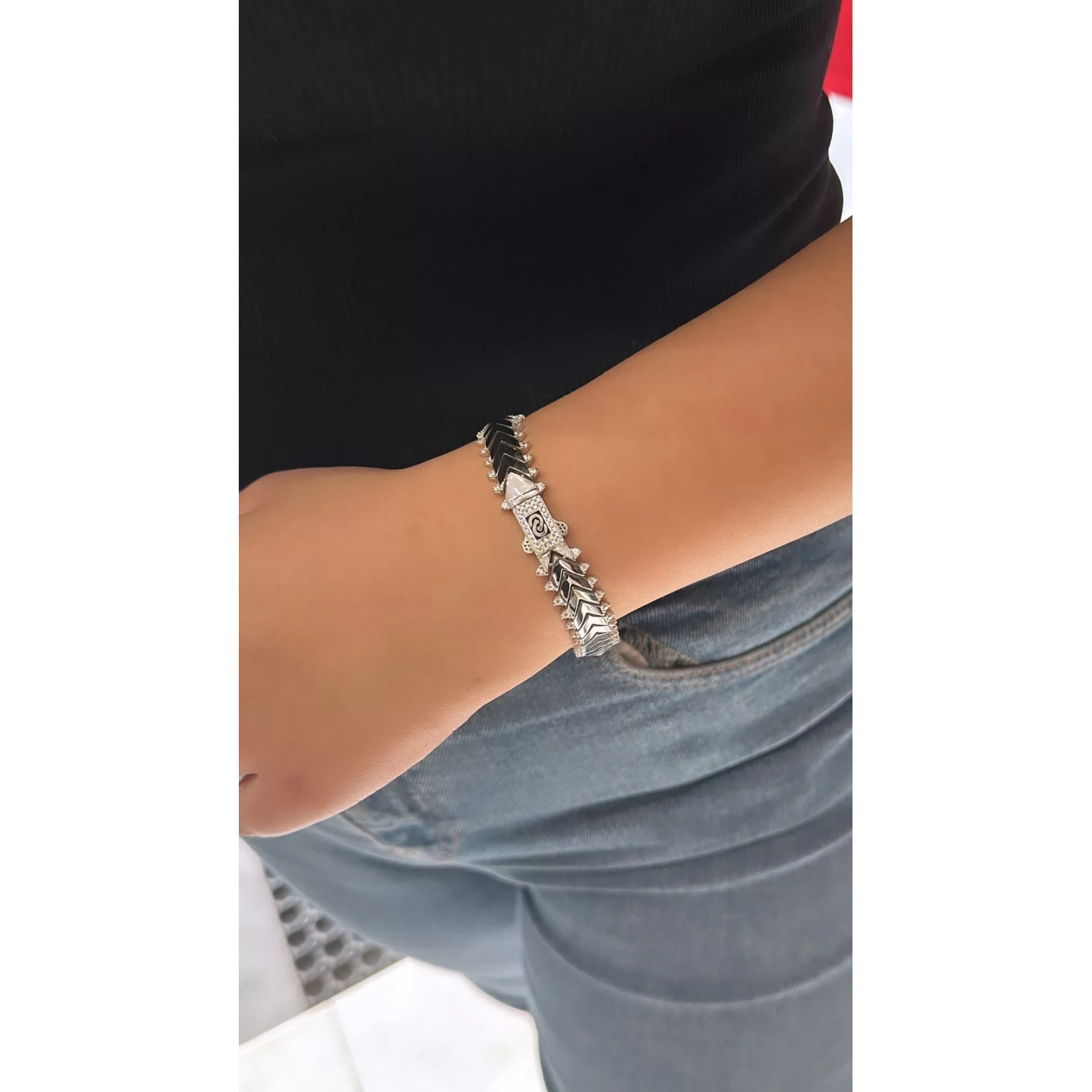 Taşlı Tırtıklı G Mln Chain Bileklik