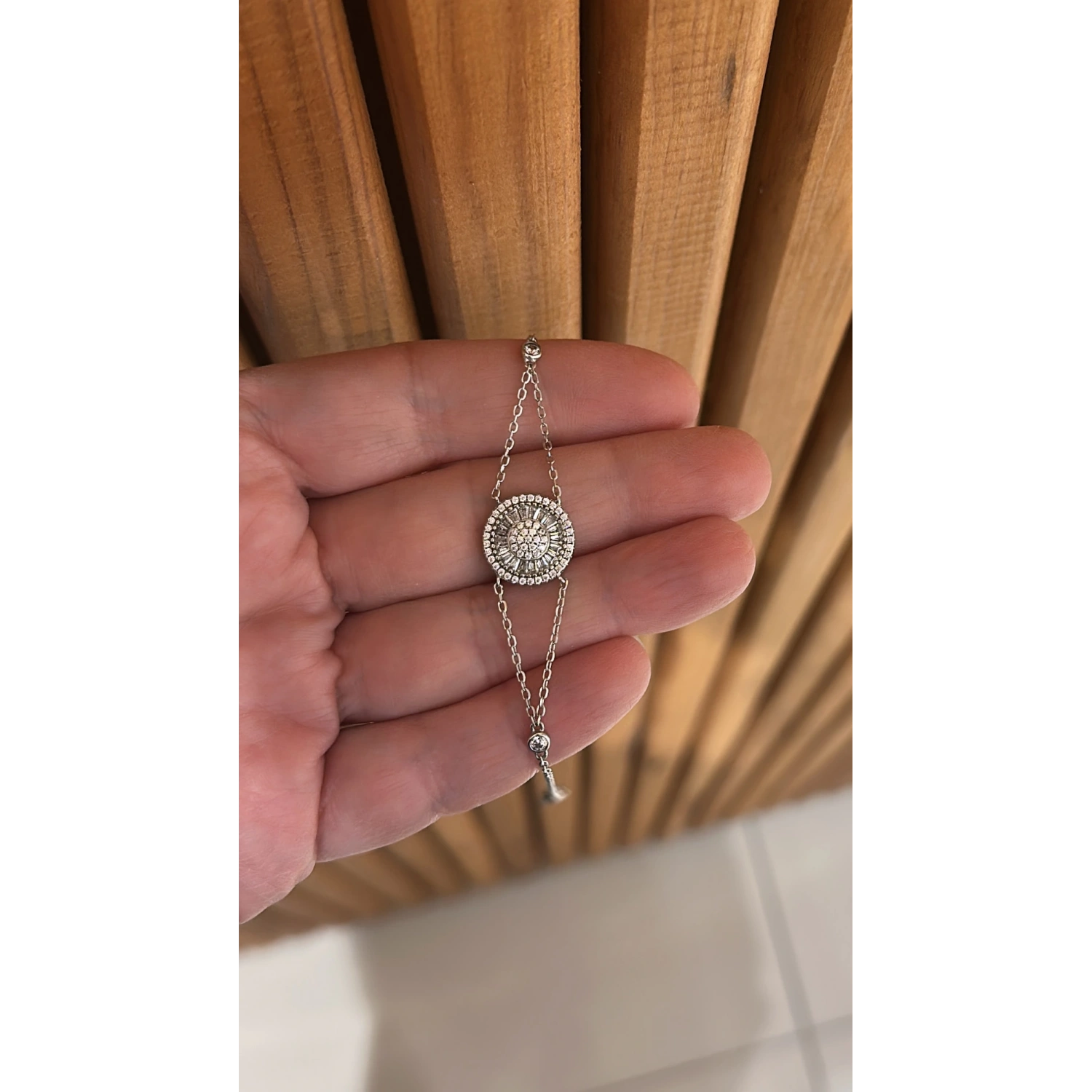 Yuvarlak Baget Pırlanta Montür Bileklik