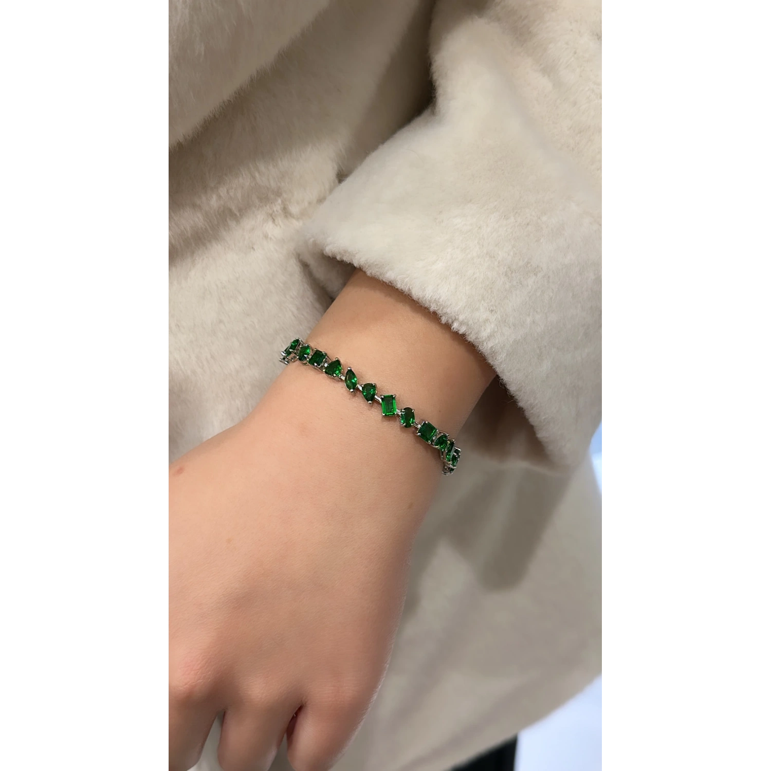 Zümrüt Damla Suyolu Bileklik