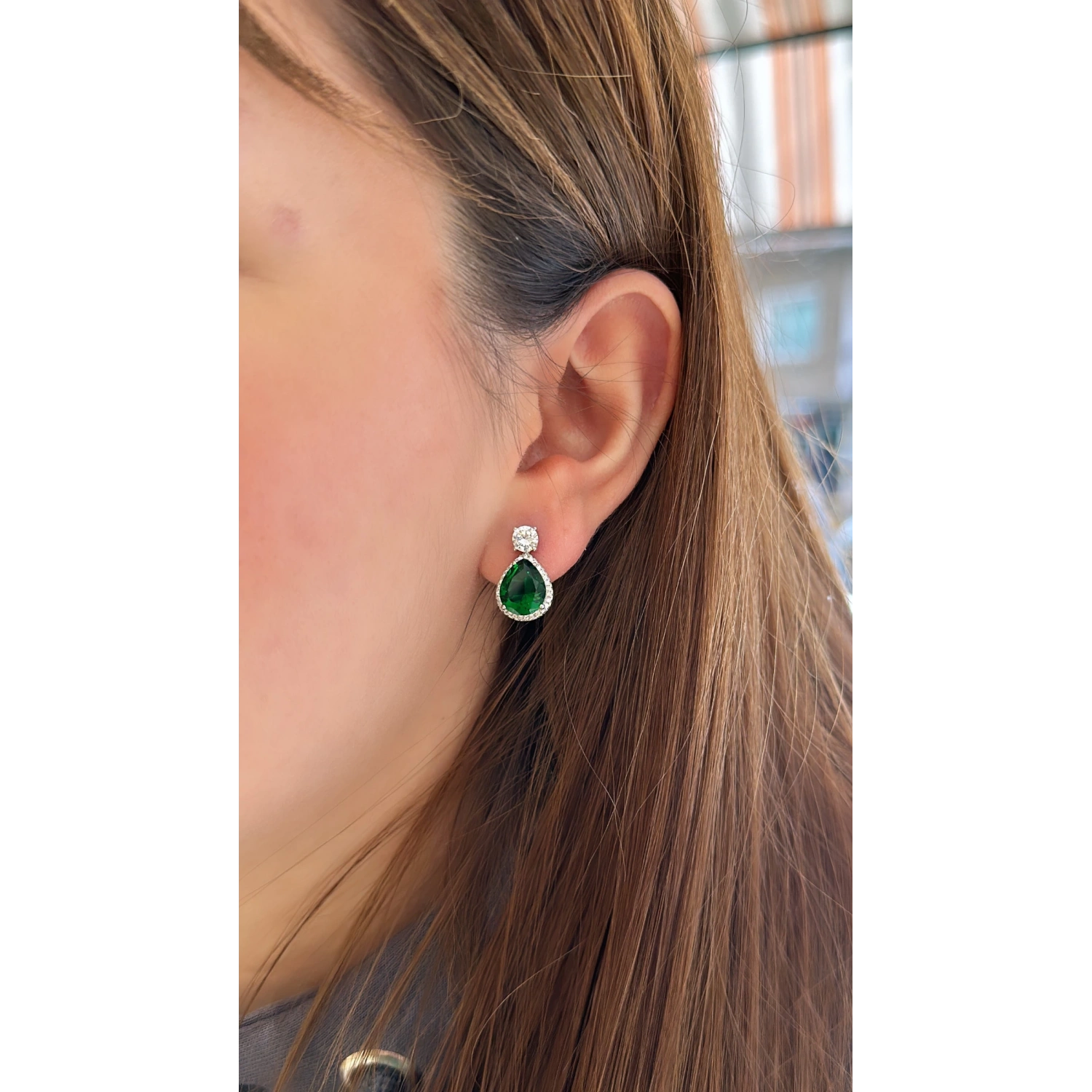 Zümrüt Dot Drop Küpe