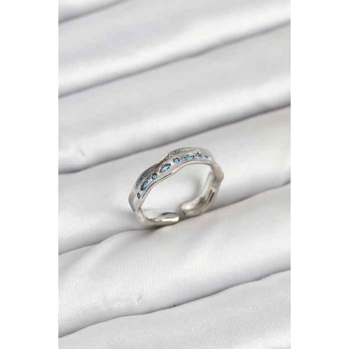 Pirinç Gümüş Renk Zirkon Taşlı Vintage Kadın Yüzük