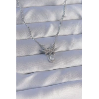 316L Çelik Zincirli Gümüş Renk Zirkon Taşlı Damla Detay Fiyonk Model Kolye