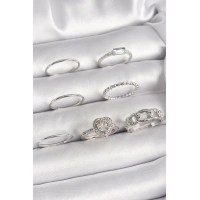 Pirinç Gümüş Renk Zirkon Taşlı Kalp Model Kadın Yüzük Kombini