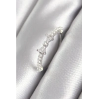 Pirinç Gümüş Renk Zirkon Taşlı Kurdele Model İnci Detay Kadın Yüzük