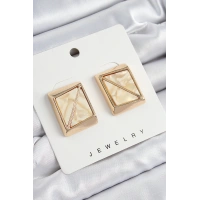 Pirinç Krem Üçgen Kesim Detaylı Kare Model Vintage Gold Renk Kadın Küpe