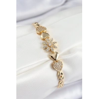 Pirinç Zirkon Taşlı Kalp Detaylı Çiçek Model Gold Renk Kadın Bileklik