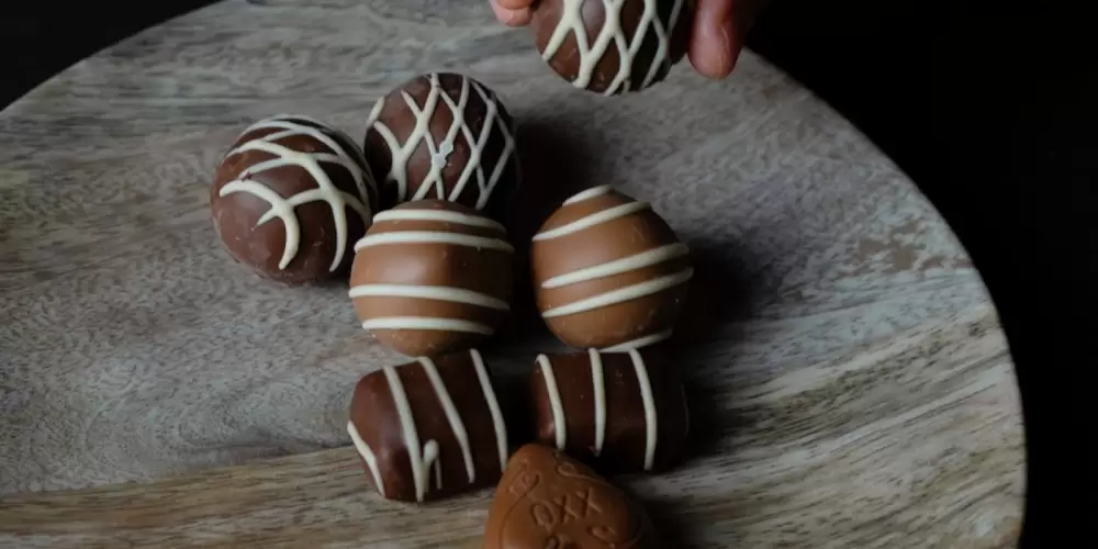 Silikon Çikolata Kalıpları ile Profesyonel Çikolata Yapımı