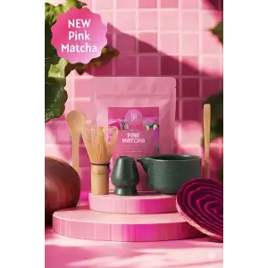250 gr Pink Matcha Çayı ve Demleme Seti