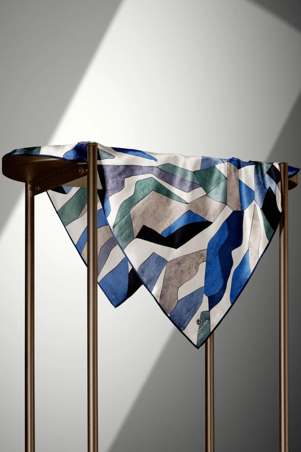 %100 Twill İpek Geometrik Desenli Mint Yeşili - Bej Renkli 90x90 Eşarp Dikim Şekli : El Dikişi