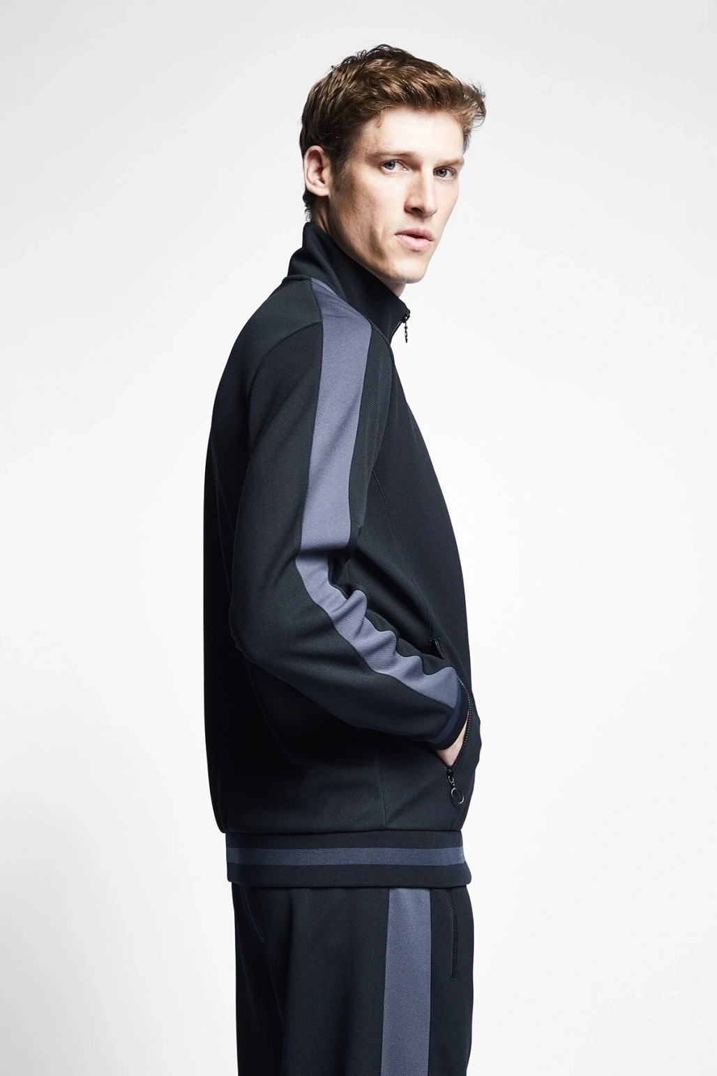 22n-1117 Fermuarlı Üst 22ntes001117