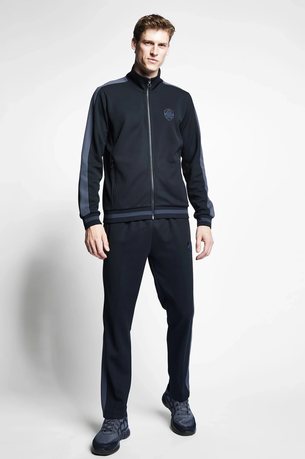 22n-1117 Fermuarlı Üst 22ntes001117