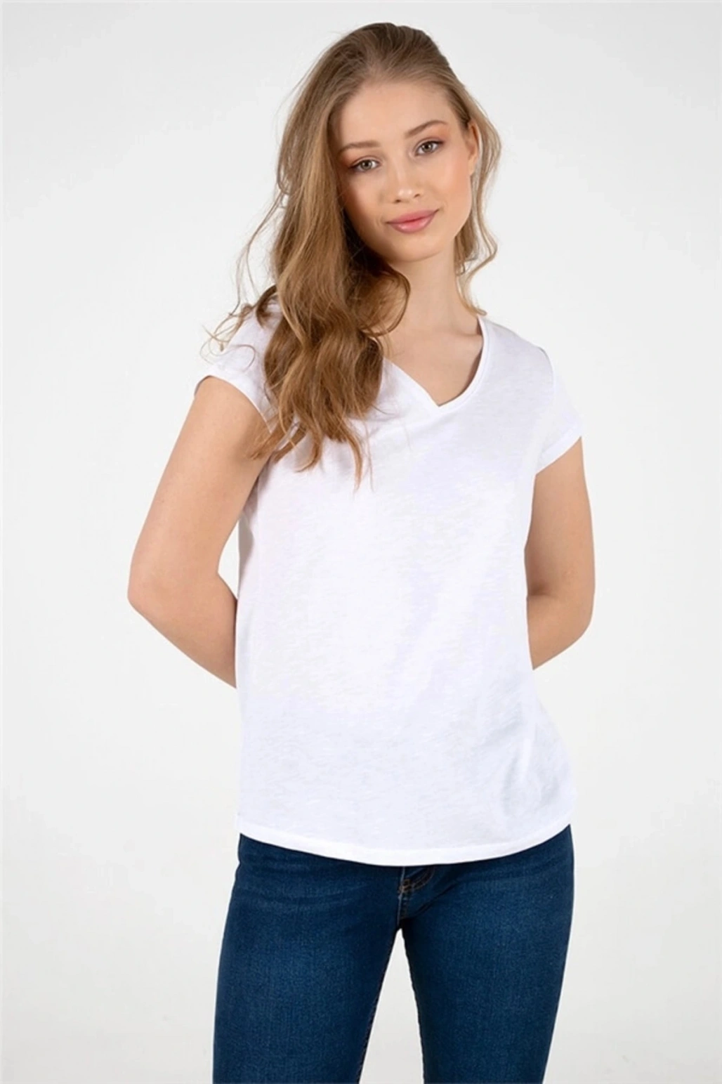 22y0147k1 Kadın T-shirt Beyaz