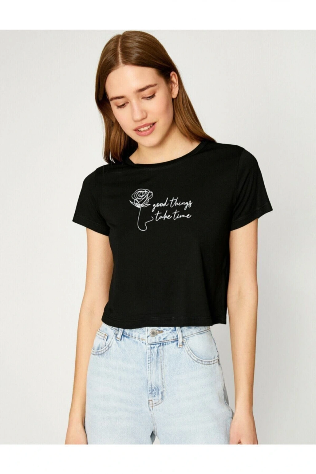 Kadın Bisiklet Yaka Kisa Kollu T-Shirt