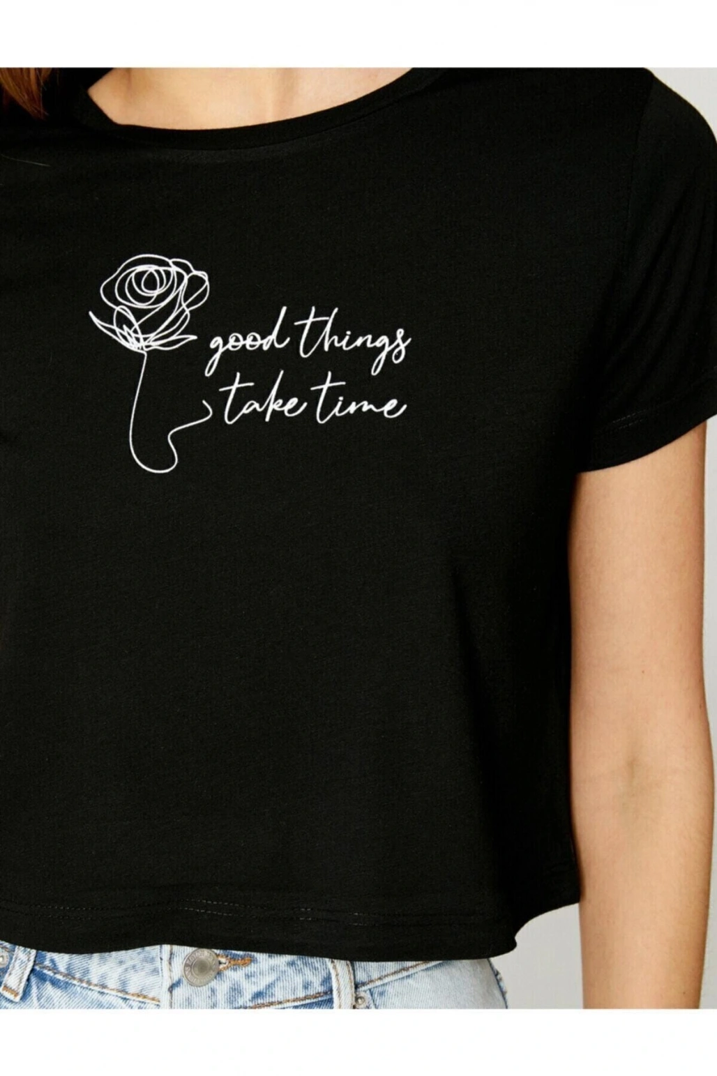 Kadın Bisiklet Yaka Kisa Kollu T-Shirt