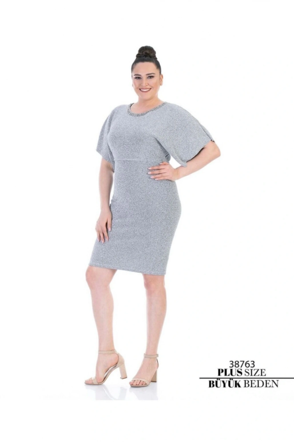 Yakası Taşlı Battal Abiye Elbise