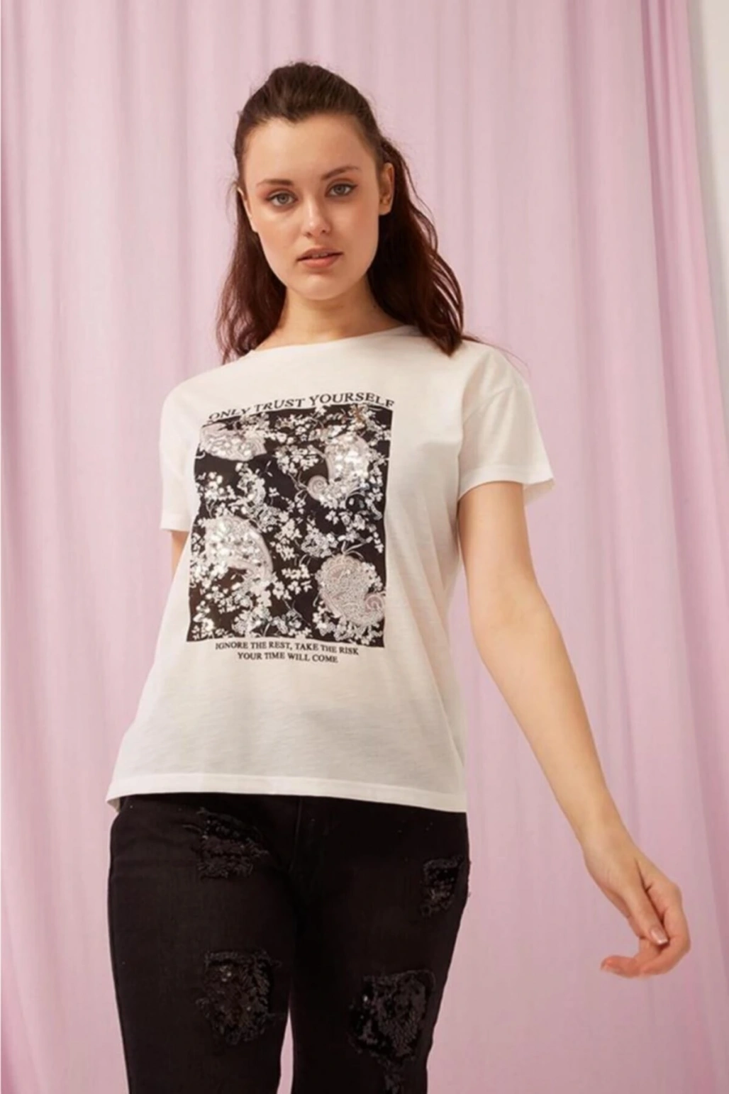 Bisiklet Yaka Skinny Fit Baskılı Bej Kadın T-shirt