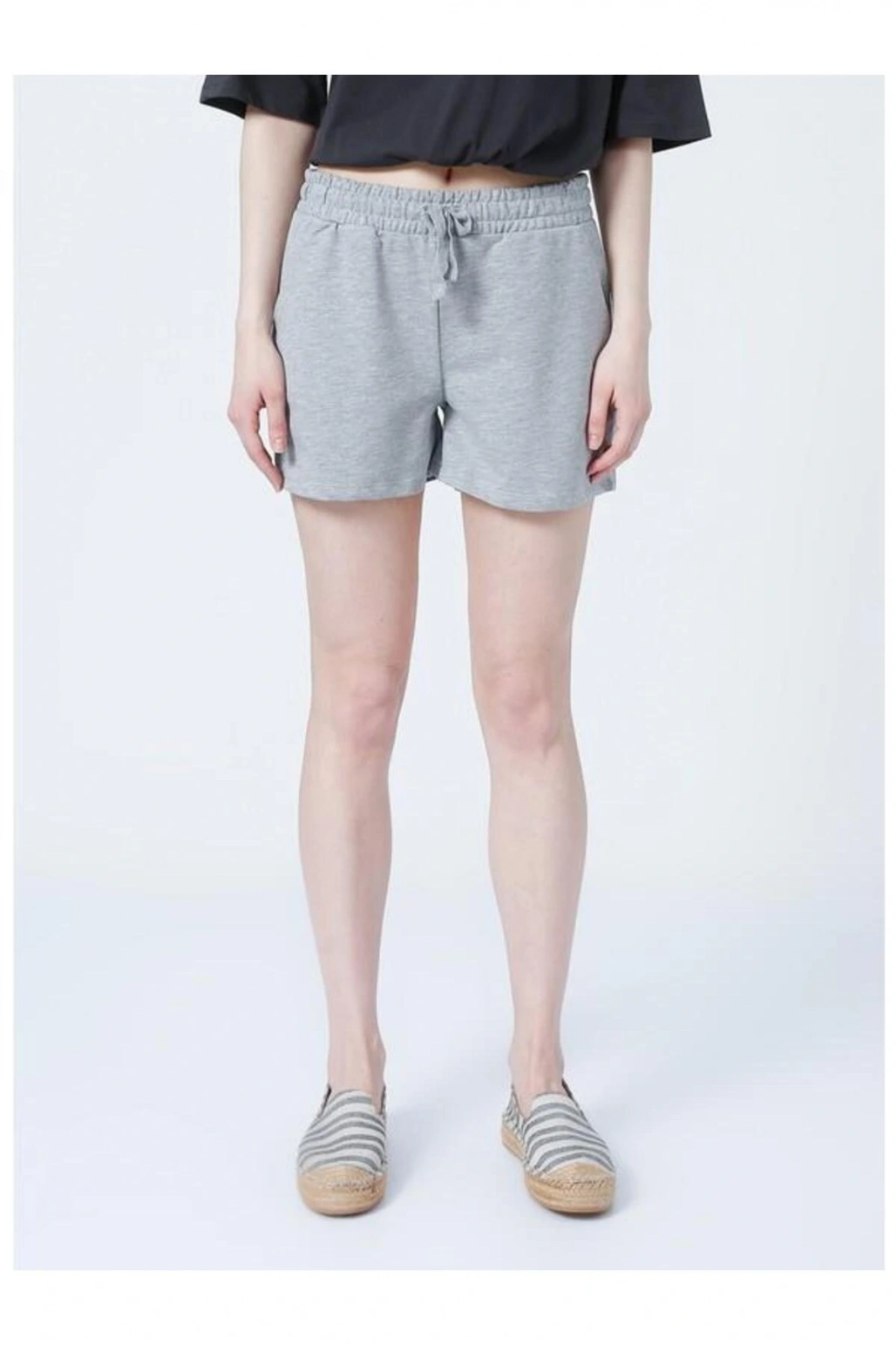 22y0655k1 Lastikli Rahat Kalıp Düz Gri Melanj Kadın Şort