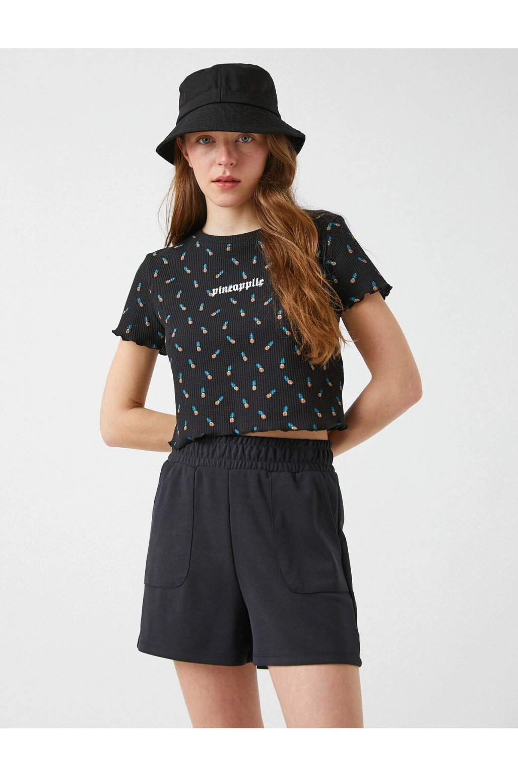 Baskılı Crop Tişört Fırfır Detaylı Pamuklu